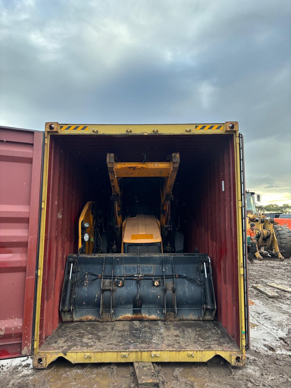 JCB 3CX backhoe loader